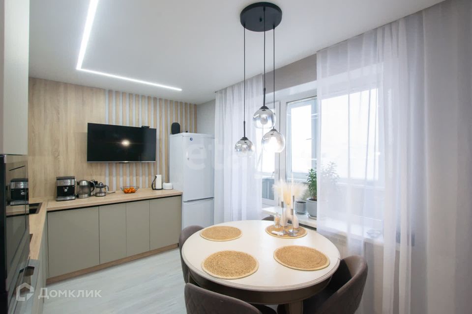 Продаётся 2-комнатная квартира, 62 м²