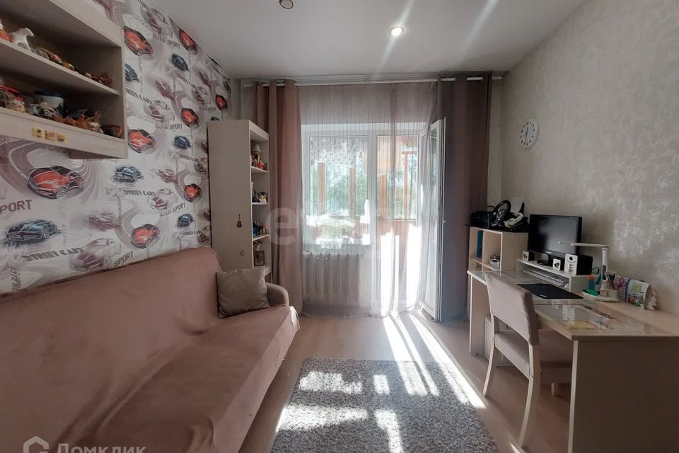 Продаётся 3-комнатная квартира, 58.9 м²