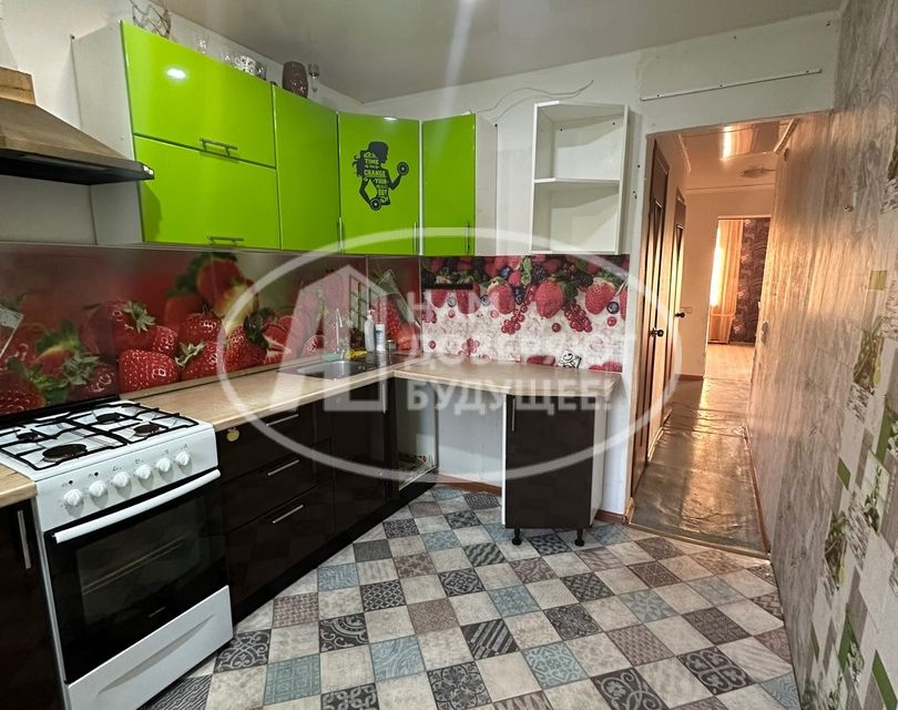Продаётся 4-комнатная квартира, 74.9 м²