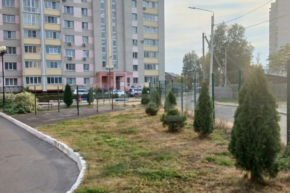Продаётся 1-комнатная квартира, 43 м²