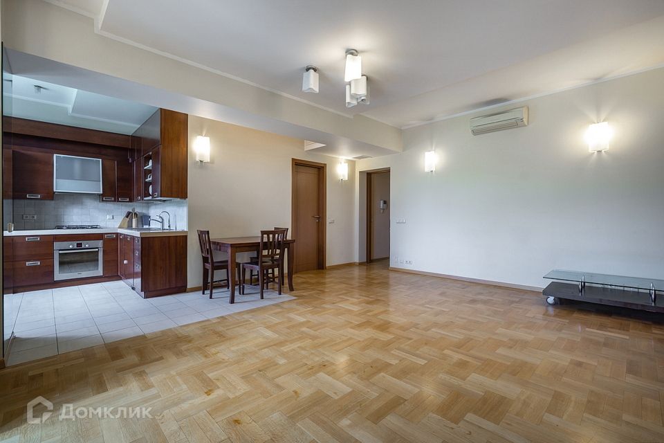 Продаётся 3-комнатная квартира, 80 м²