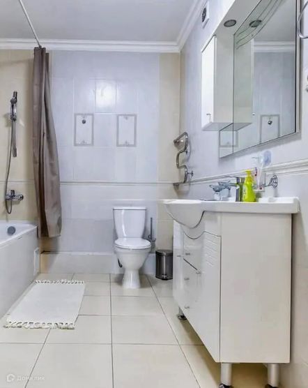 Сдаётся 2-комнатная квартира, 57.4 м²