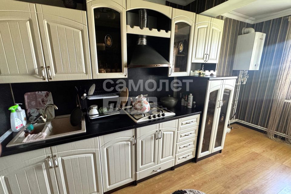 Продаётся 3-комнатная квартира, 62 м²