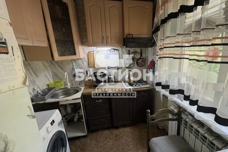 Продаётся 3-комнатная квартира, 48 м²