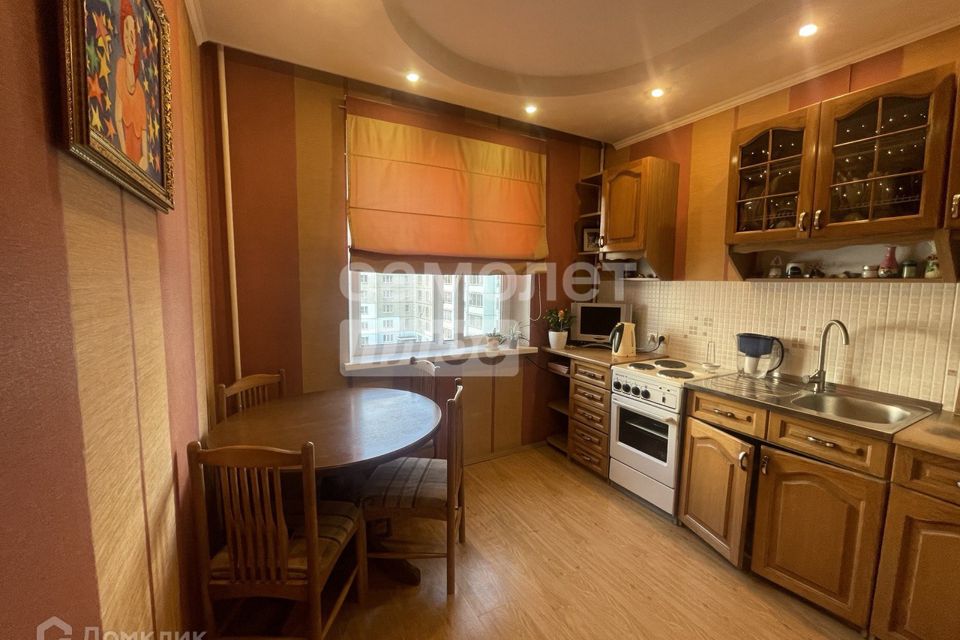 Продаётся 3-комнатная квартира, 70.6 м²