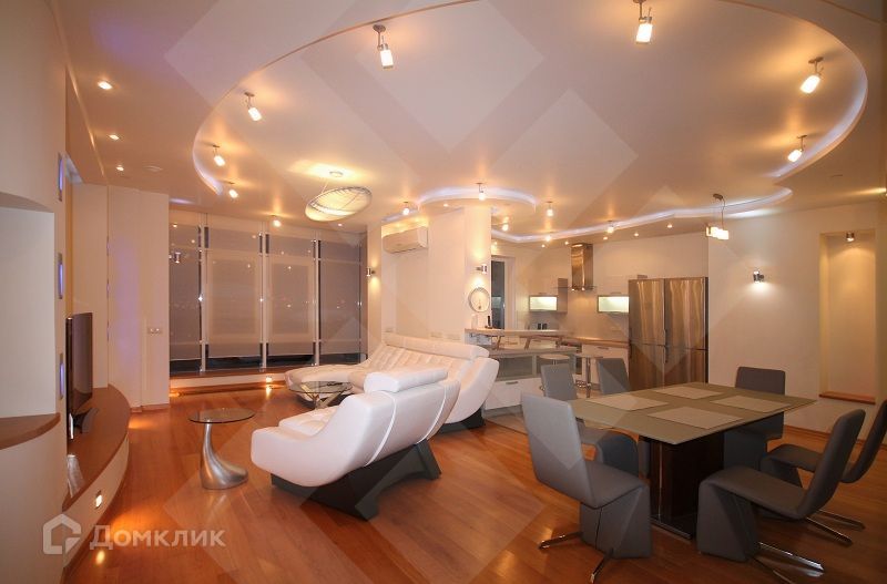 Сдаётся 5-комнатная квартира, 190 м²