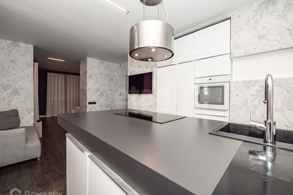 Продаётся 1-комнатная квартира, 51.1 м²