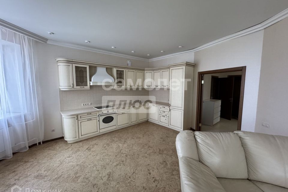 Продаётся 2-комнатная квартира, 76.9 м²