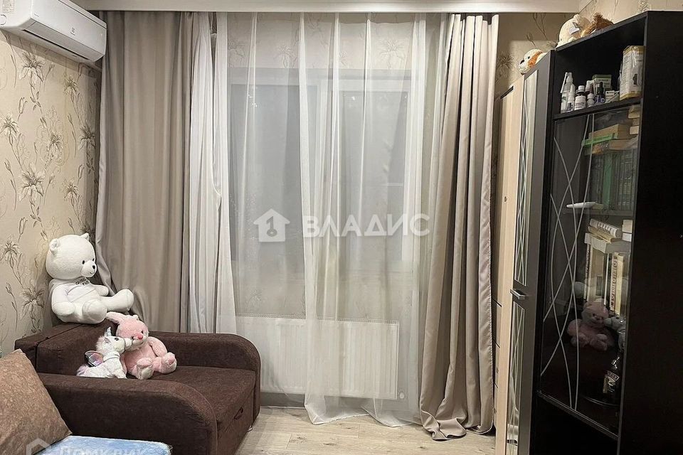 Продаётся 1-комнатная квартира, 37.7 м²
