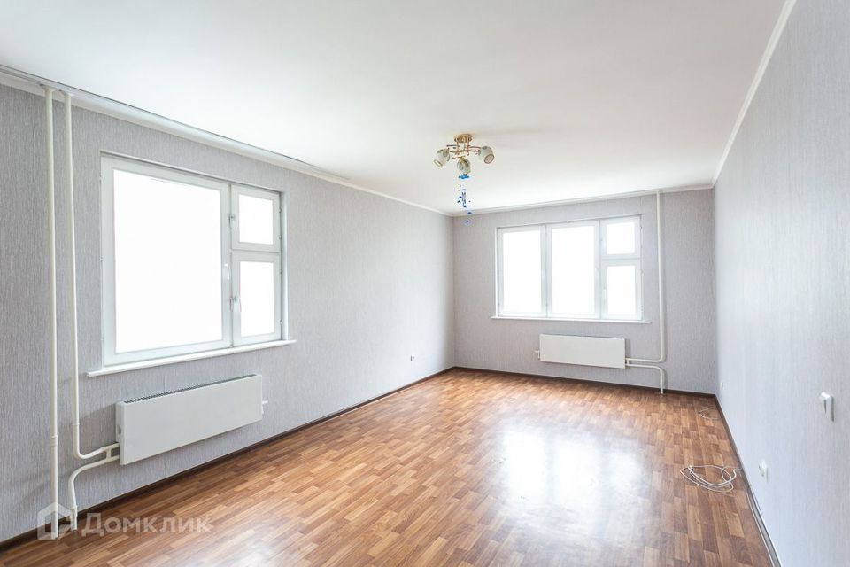 Продаётся 2-комнатная квартира, 62.7 м²