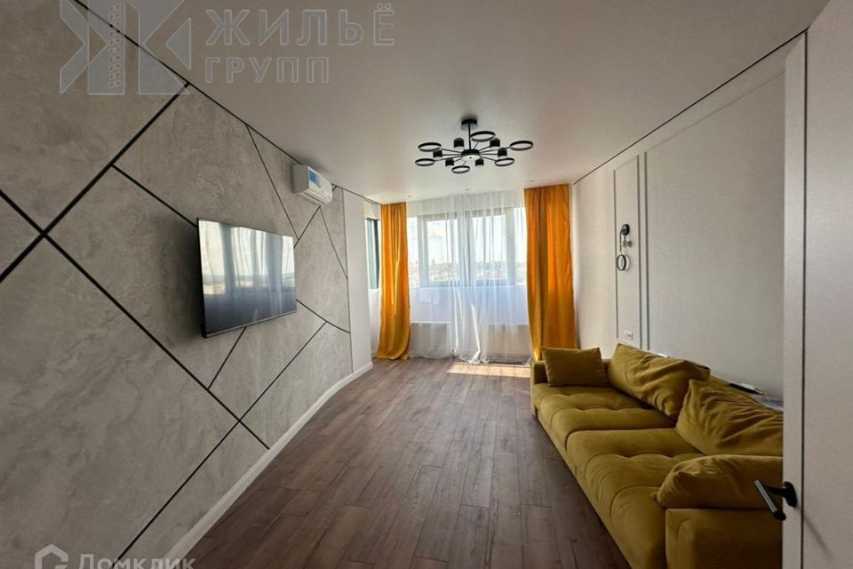 Продаётся 4-комнатная квартира, 102.2 м²
