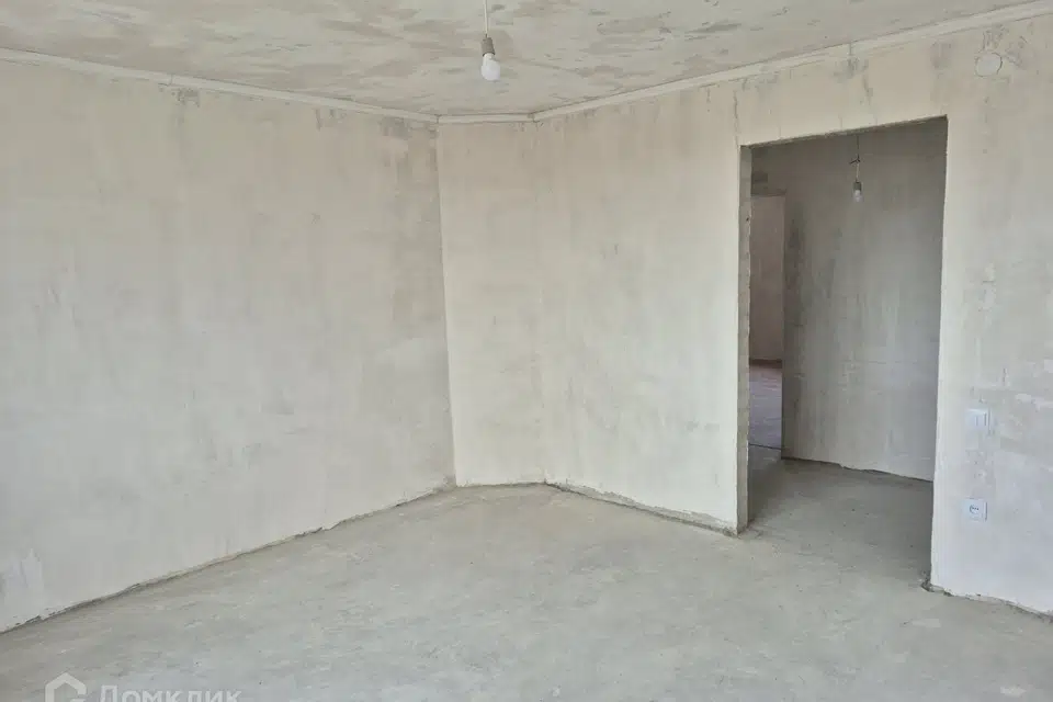 Продаётся 3-комнатная квартира, 100.7 м²