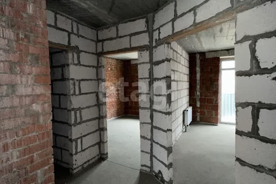Продаётся 2-комнатная квартира, 56.6 м²