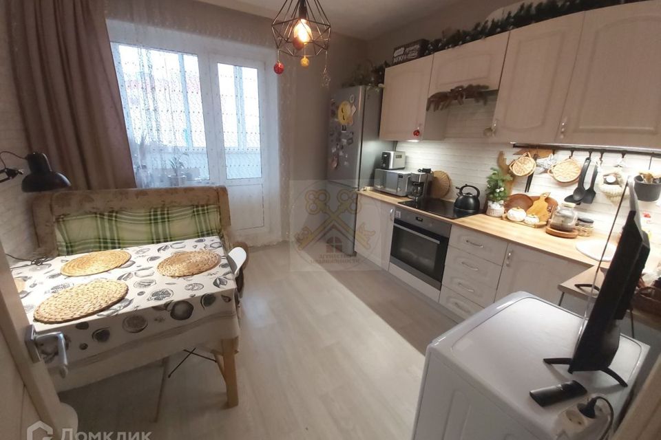 Продаётся 1-комнатная квартира, 41 м²