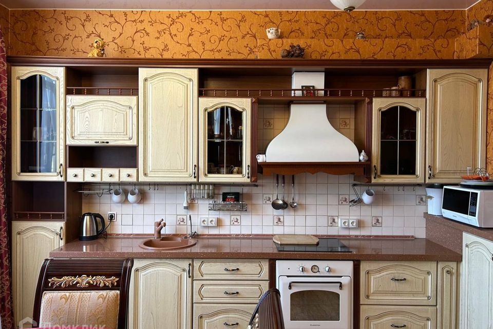 Продаётся 3-комнатная квартира, 114.4 м²