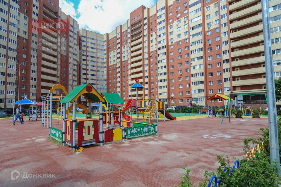 Продаётся 2-комнатная квартира, 70.39 м²