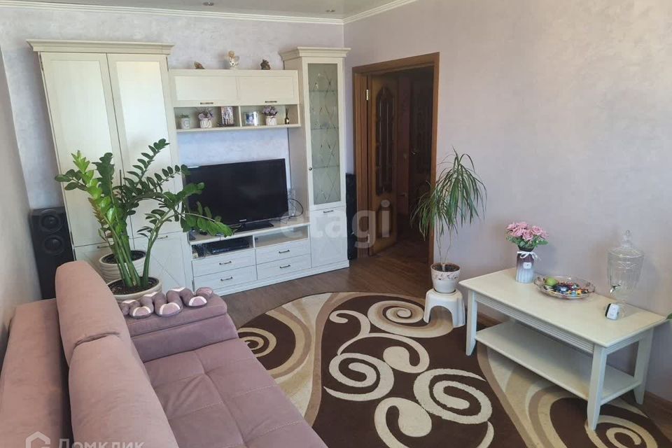 Продаётся 3-комнатная квартира, 59.8 м²