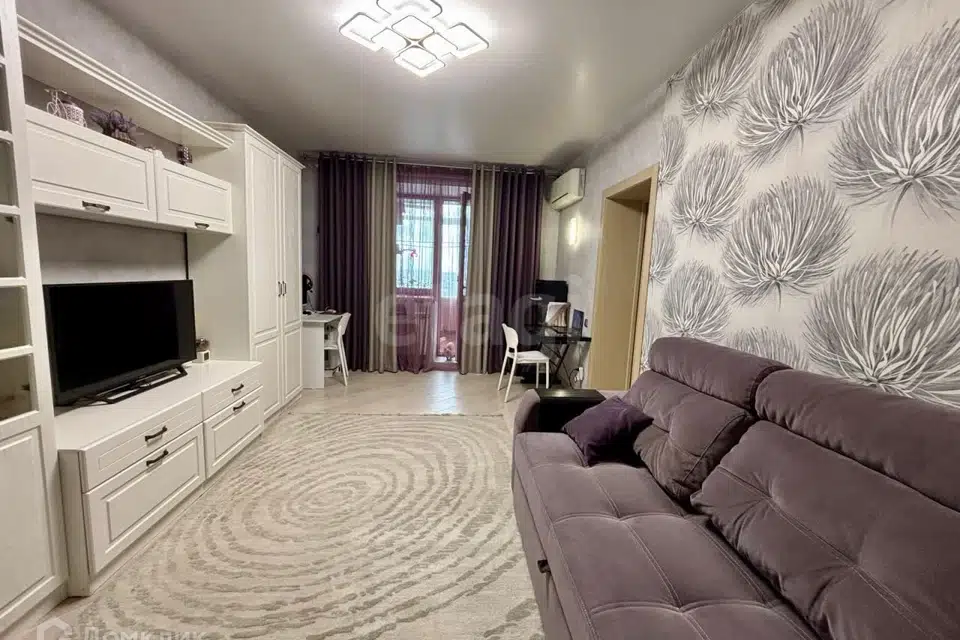 Продаётся 3-комнатная квартира, 77.2 м²
