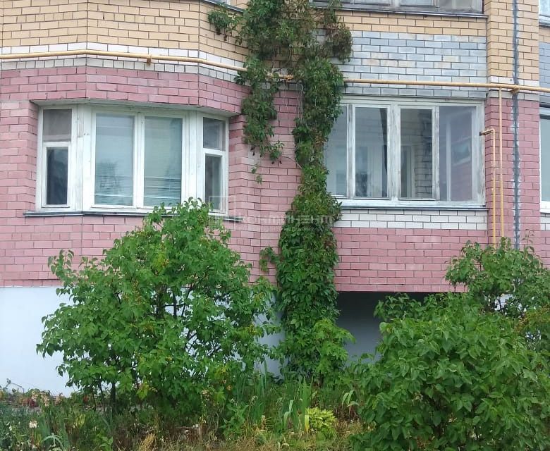 Продаётся 2-комнатная квартира, 79.7 м²