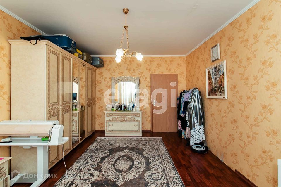Продаётся 3-комнатная квартира, 118.6 м²