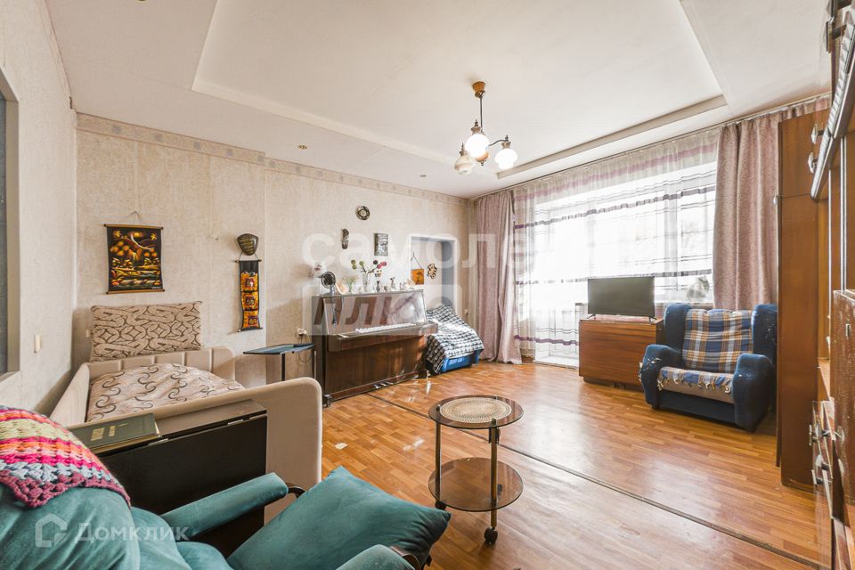 Продаётся 3-комнатная квартира, 61.4 м²