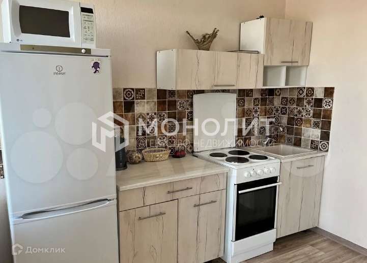 Сдаётся 1-комнатная квартира, 38 м²