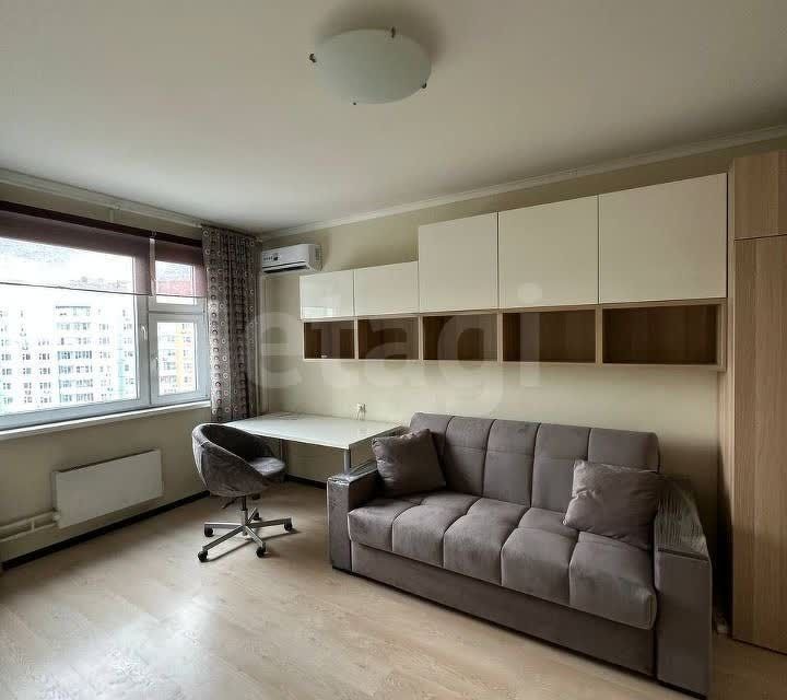 Продаётся 1-комнатная квартира, 44.2 м²