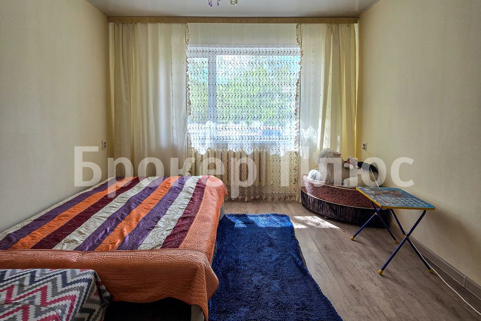 Продаётся 3-комнатная квартира, 67.8 м²