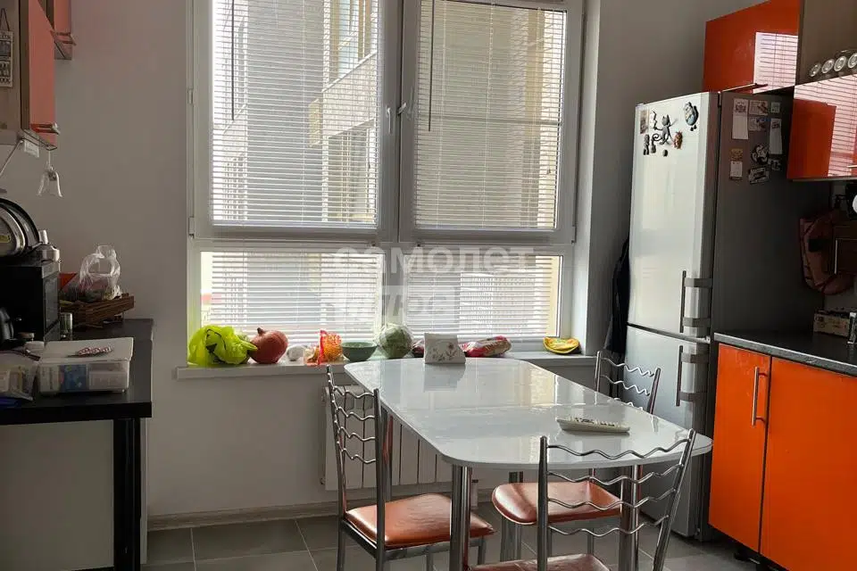 Продаётся 3-комнатная квартира, 74 м²