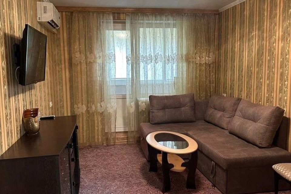 Продаётся 2-комнатная квартира, 44.8 м²