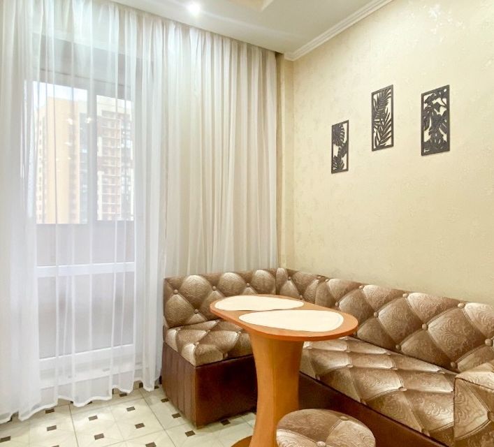 Сдаётся 2-комнатная квартира, 50.3 м²