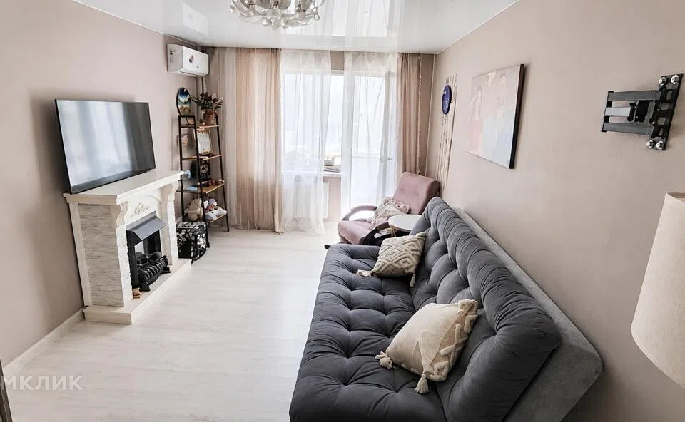 Продаётся 3-комнатная квартира, 51.3 м²