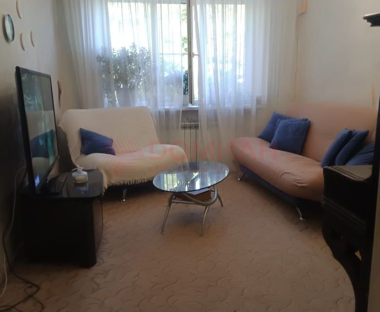Продаётся 3-комнатная квартира, 54 м²
