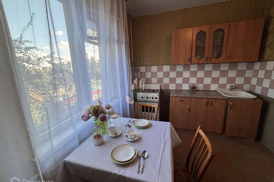 Продаётся 1-комнатная квартира, 37.4 м²