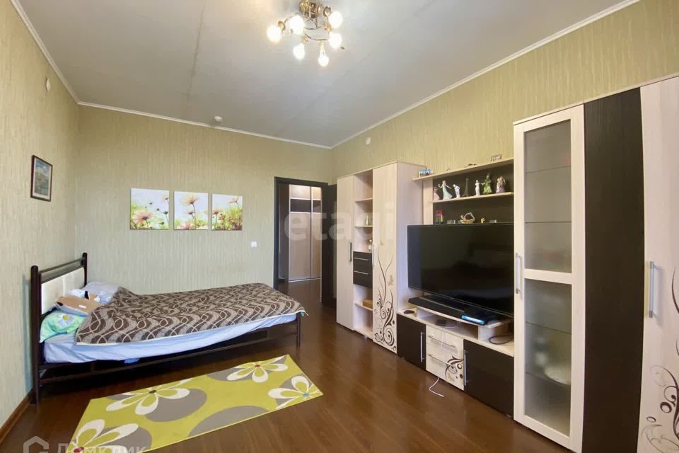 Продаётся 2-комнатная квартира, 68.4 м²