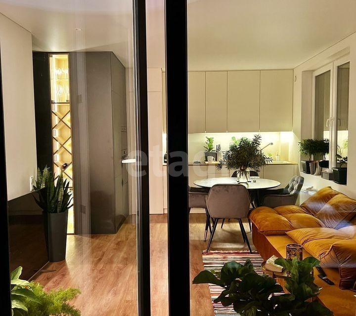 Продаётся 2-комнатная квартира, 56.2 м²