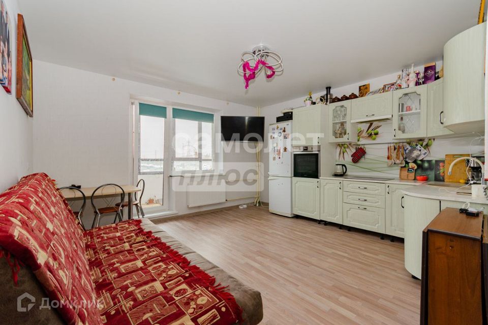 Продаётся 3-комнатная квартира, 81.6 м²
