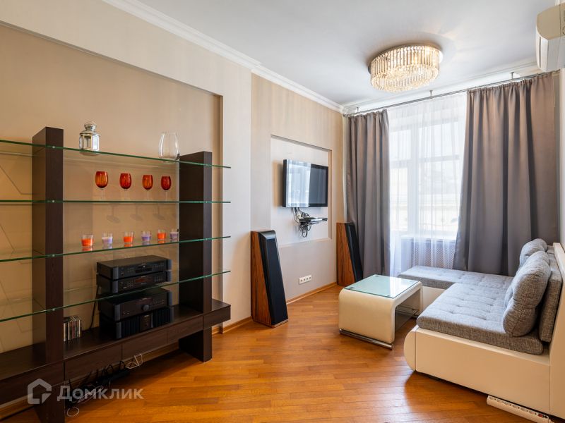 Сдаётся 2-комнатная квартира, 60 м²