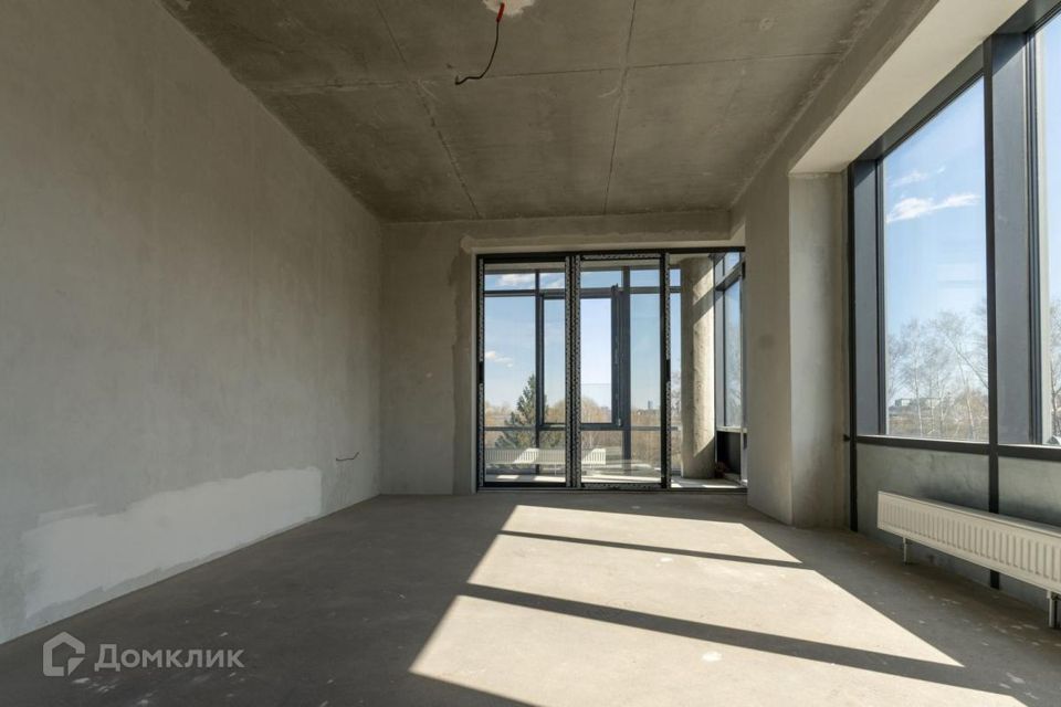 Продаётся 3-комнатная квартира, 115 м²