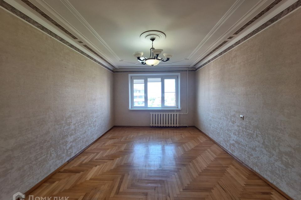 Продаётся 4-комнатная квартира, 89.9 м²