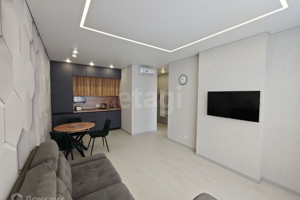 Продаётся 1-комнатная квартира, 38 м²