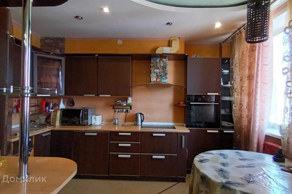Продаётся 4-комнатная квартира, 102.6 м²