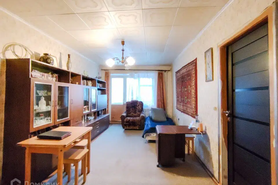 Продаётся 3-комнатная квартира, 60.5 м²