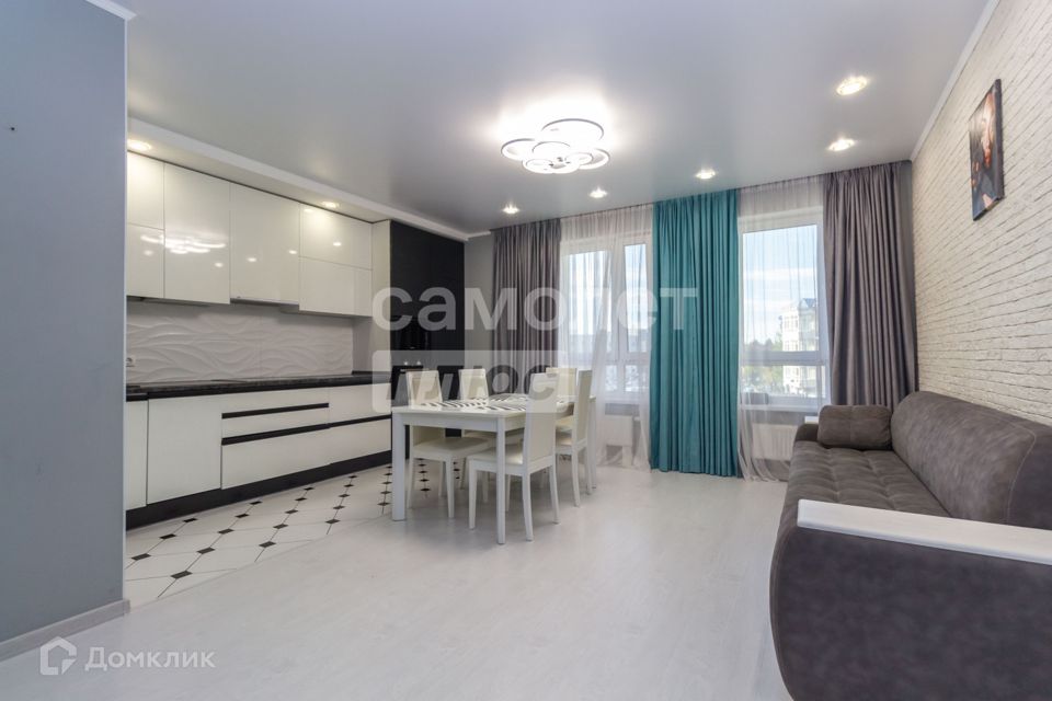 Продаётся 3-комнатная квартира, 70.4 м²