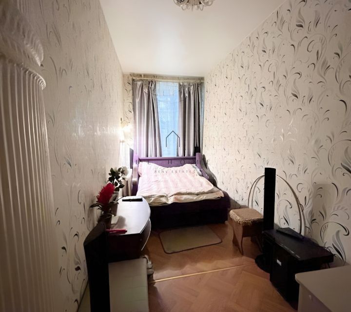 Продаётся 4-комнатная квартира, 68.4 м²