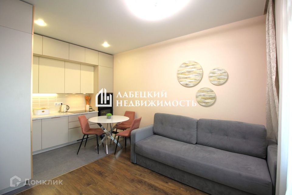 Продаётся 1-комнатная квартира, 37 м²