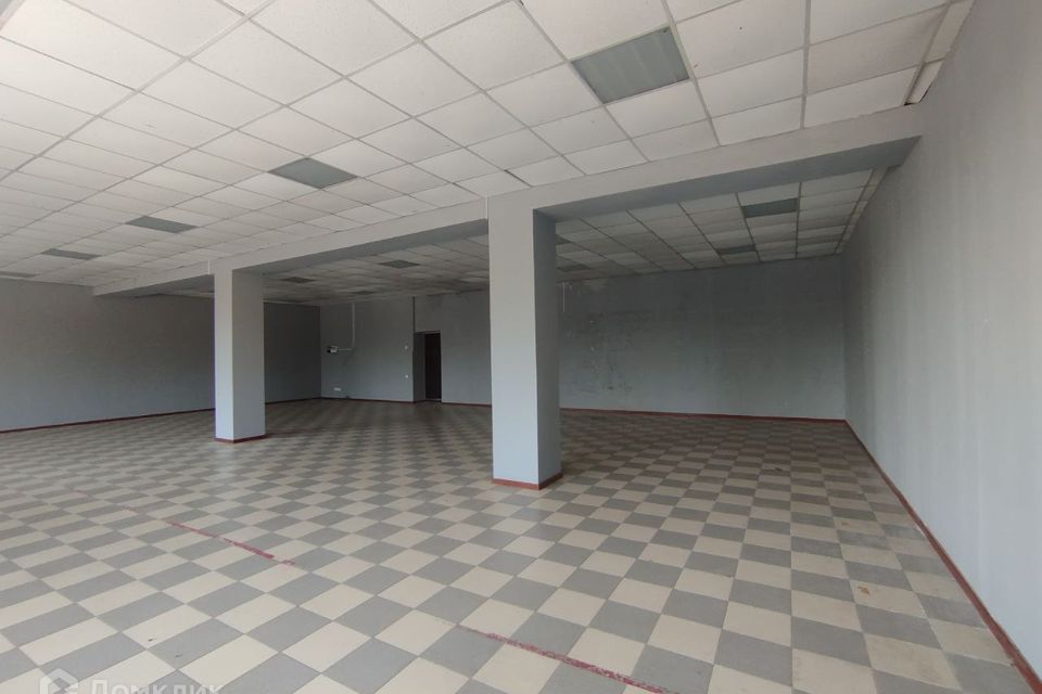 Сдаётся помещение своб. назначения, 400 м²