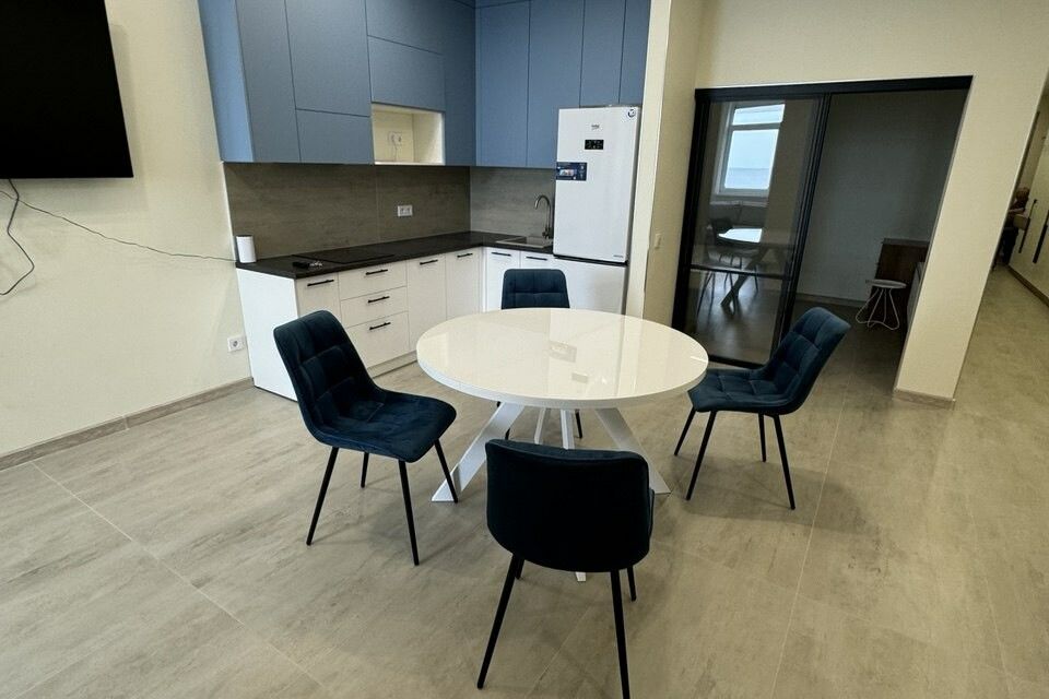 Продаётся 2-комнатная квартира, 91.6 м²
