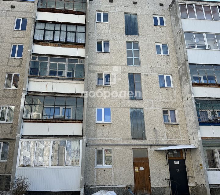 Продаётся 2-комнатная квартира, 49.4 м²