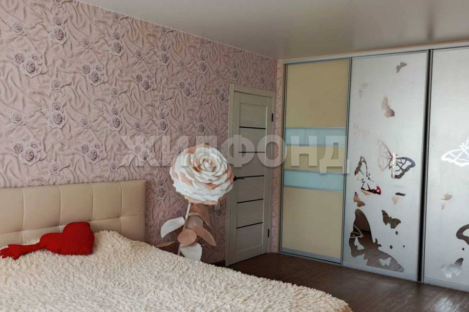 Продаётся 4-комнатная квартира, 81.9 м²